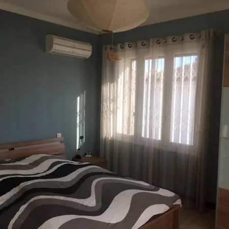 בית נופש Maison Familiale A נים