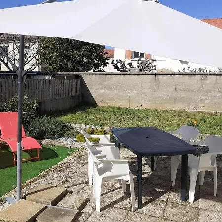 Maison Familiale A * נים